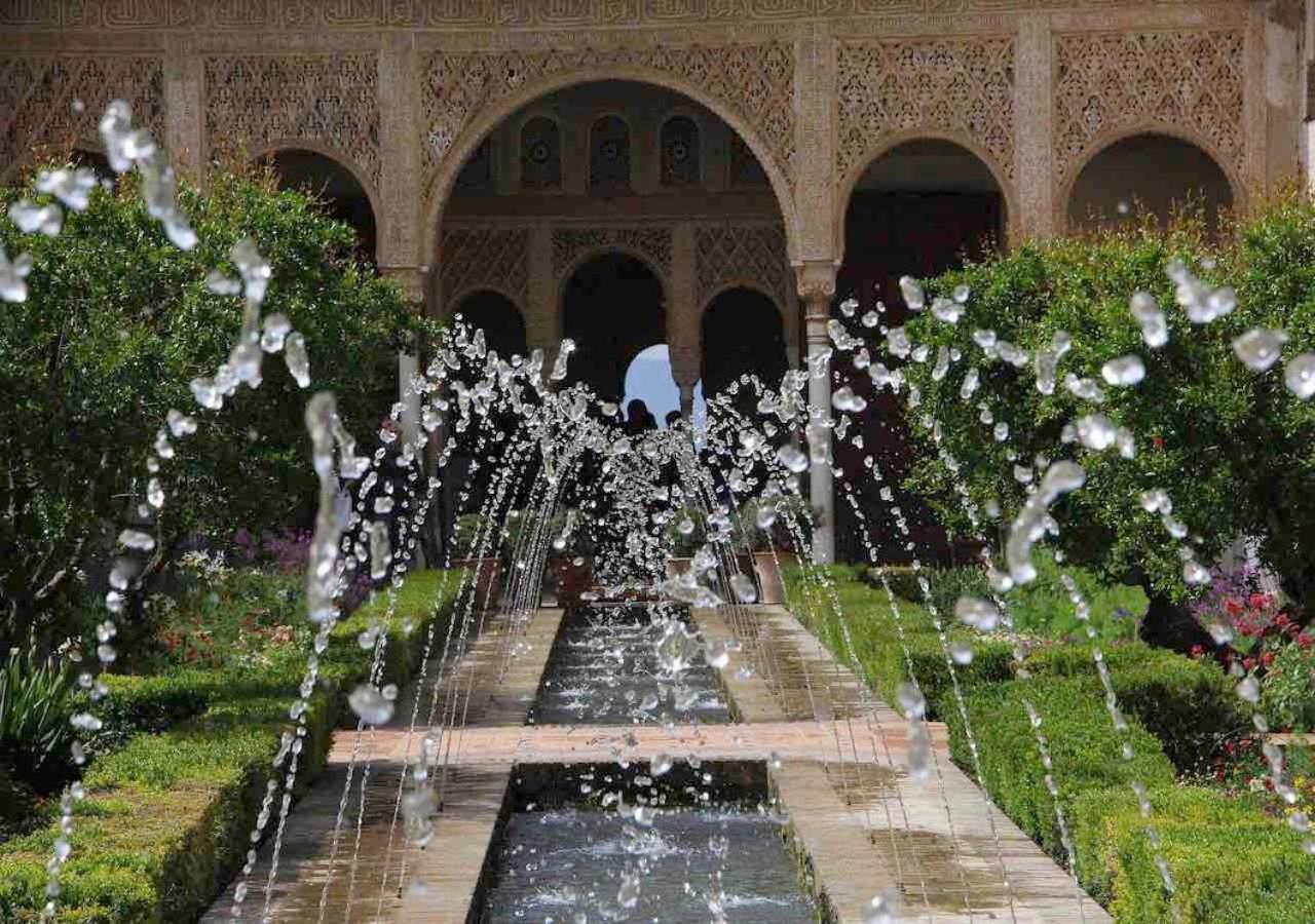 Granada City Center — Photos 2